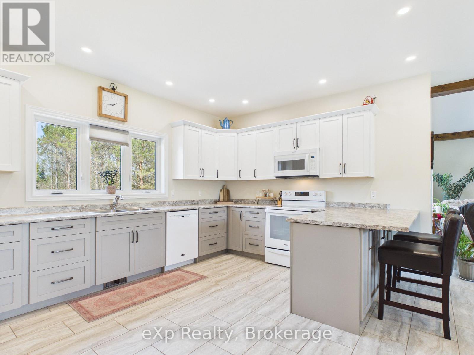 541354 14 CONCESSION - 10