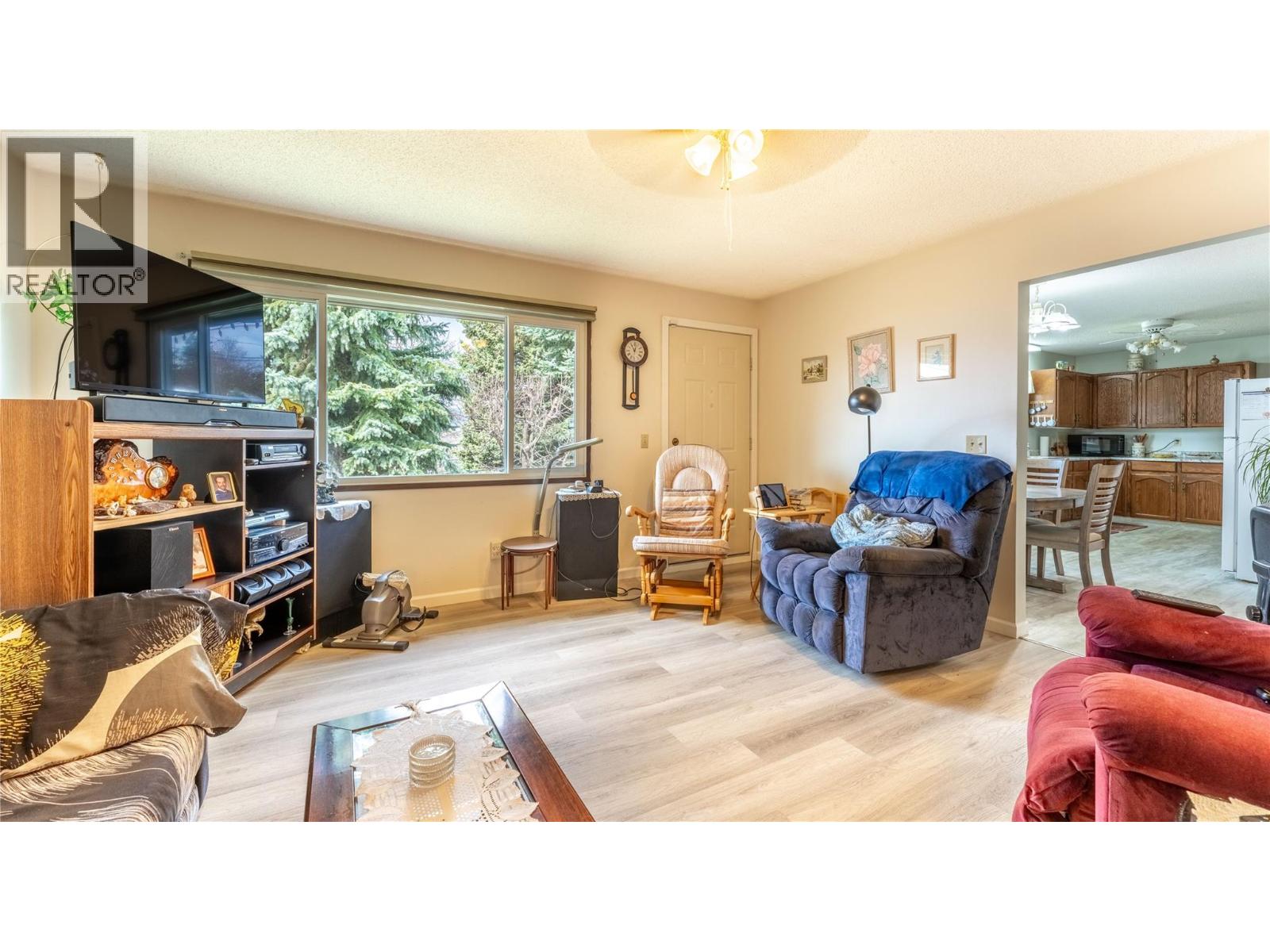 234 12TH AVENUE N - 9