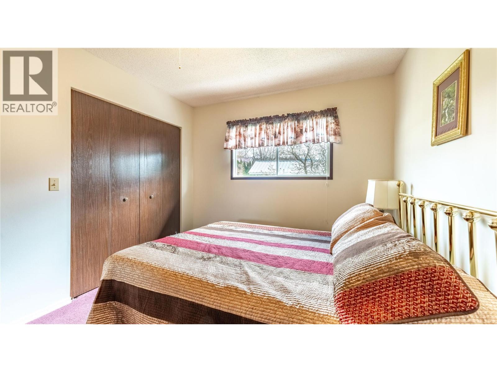 234 12TH AVENUE N - 12