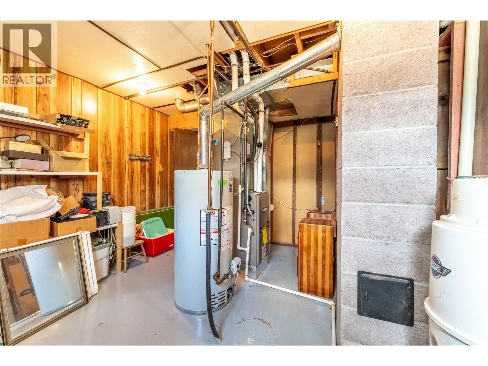 234 12TH AVENUE N - 27