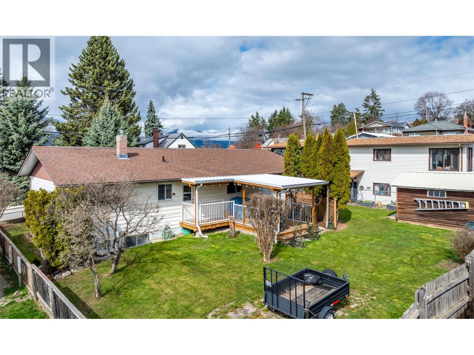 234 12TH AVENUE N - 18