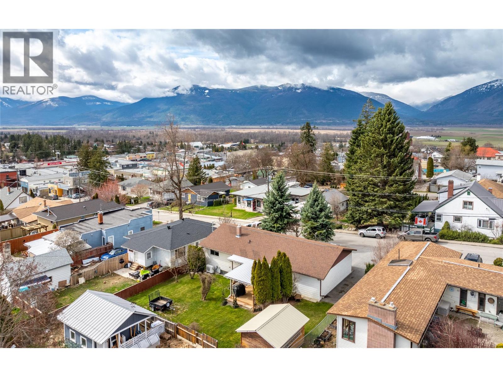 234 12TH AVENUE N - 33