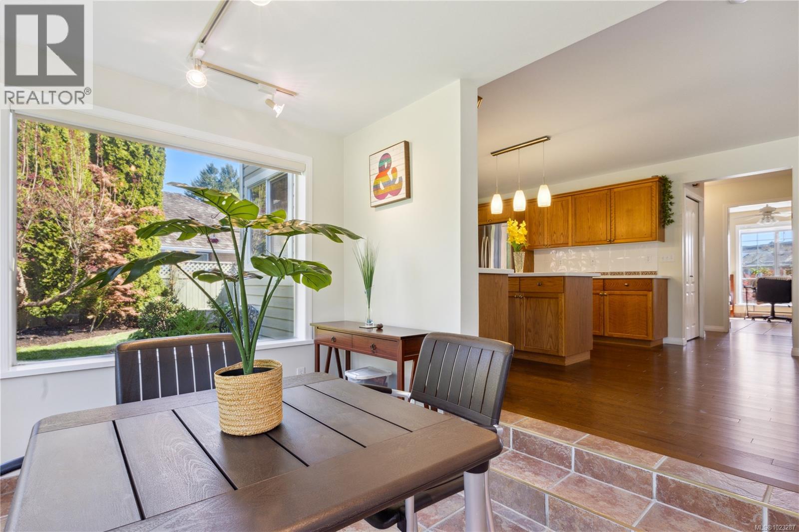 729 CROWN ISLE DR - 35