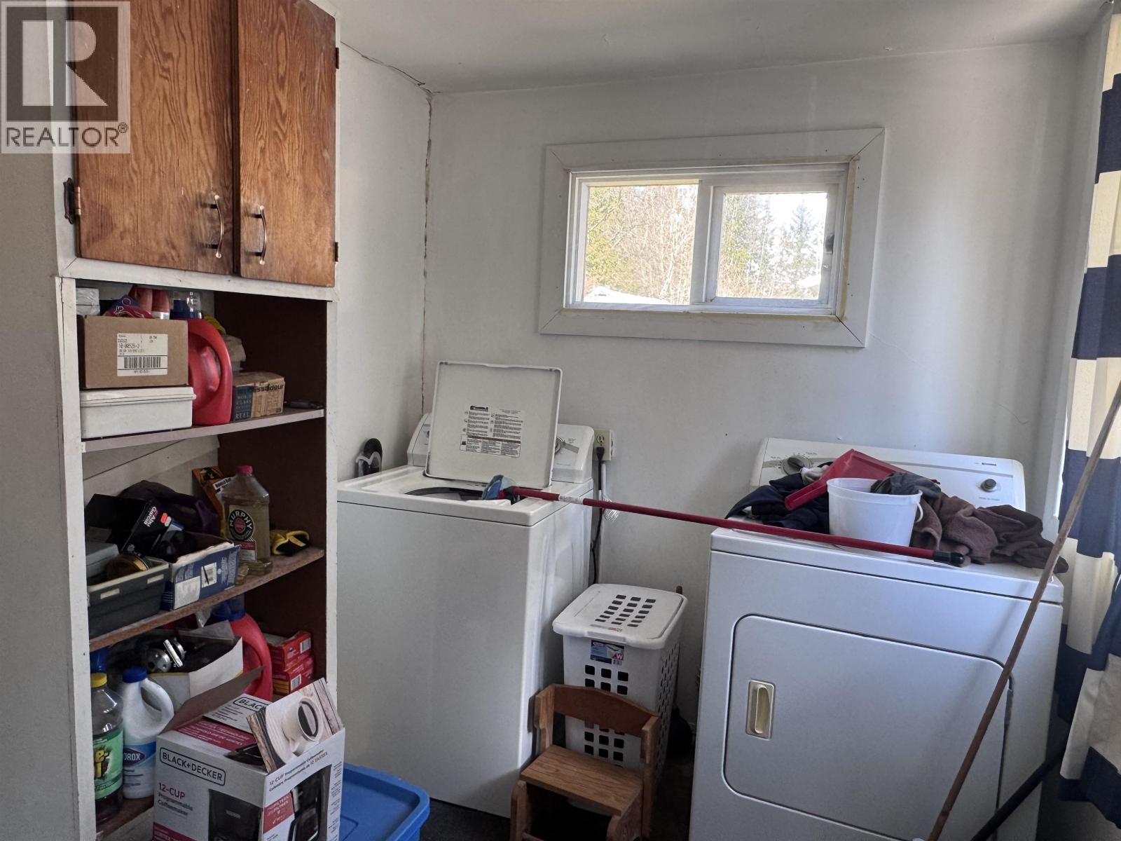 4918 GRAHAM Avenue, Terrace