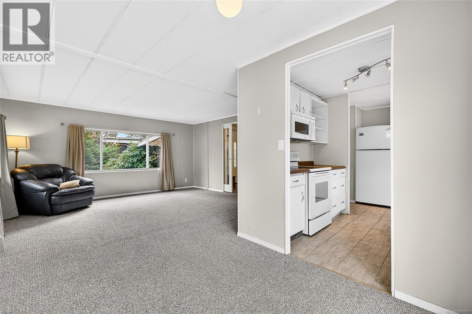 #2008 135 BRINKWORTHY RD - 14