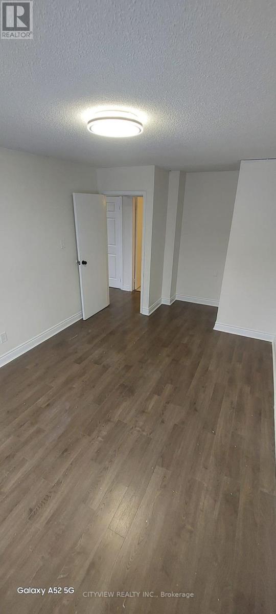 28 FOXACRE ROW - 15
