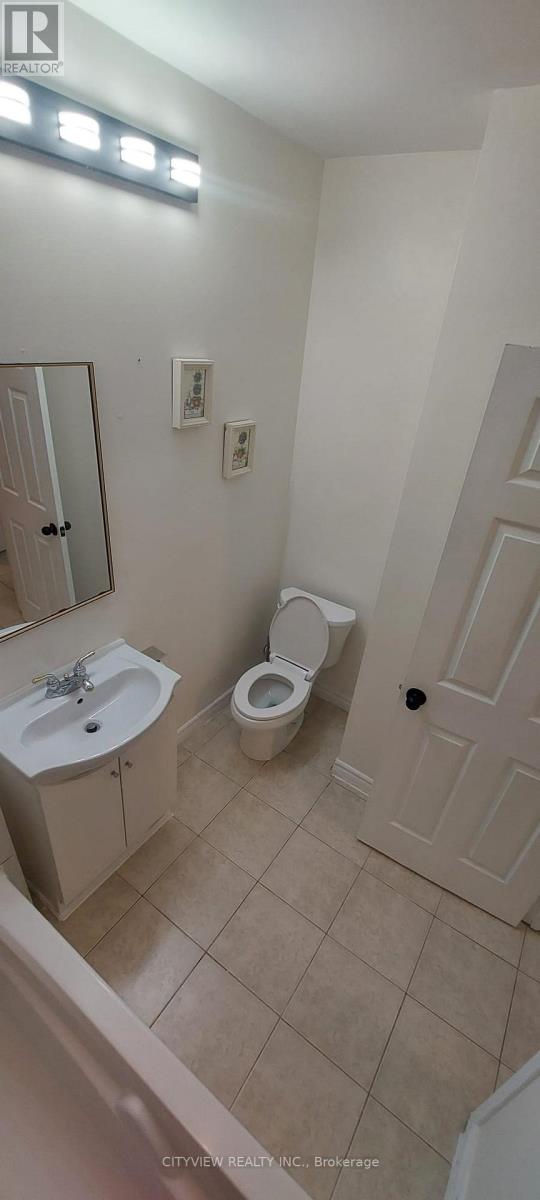 28 FOXACRE ROW - 29