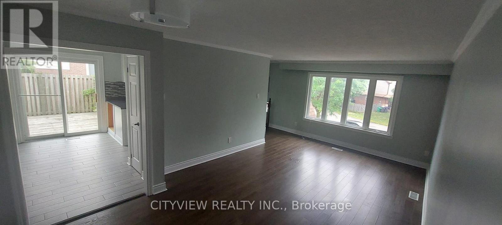 28 FOXACRE ROW - 8