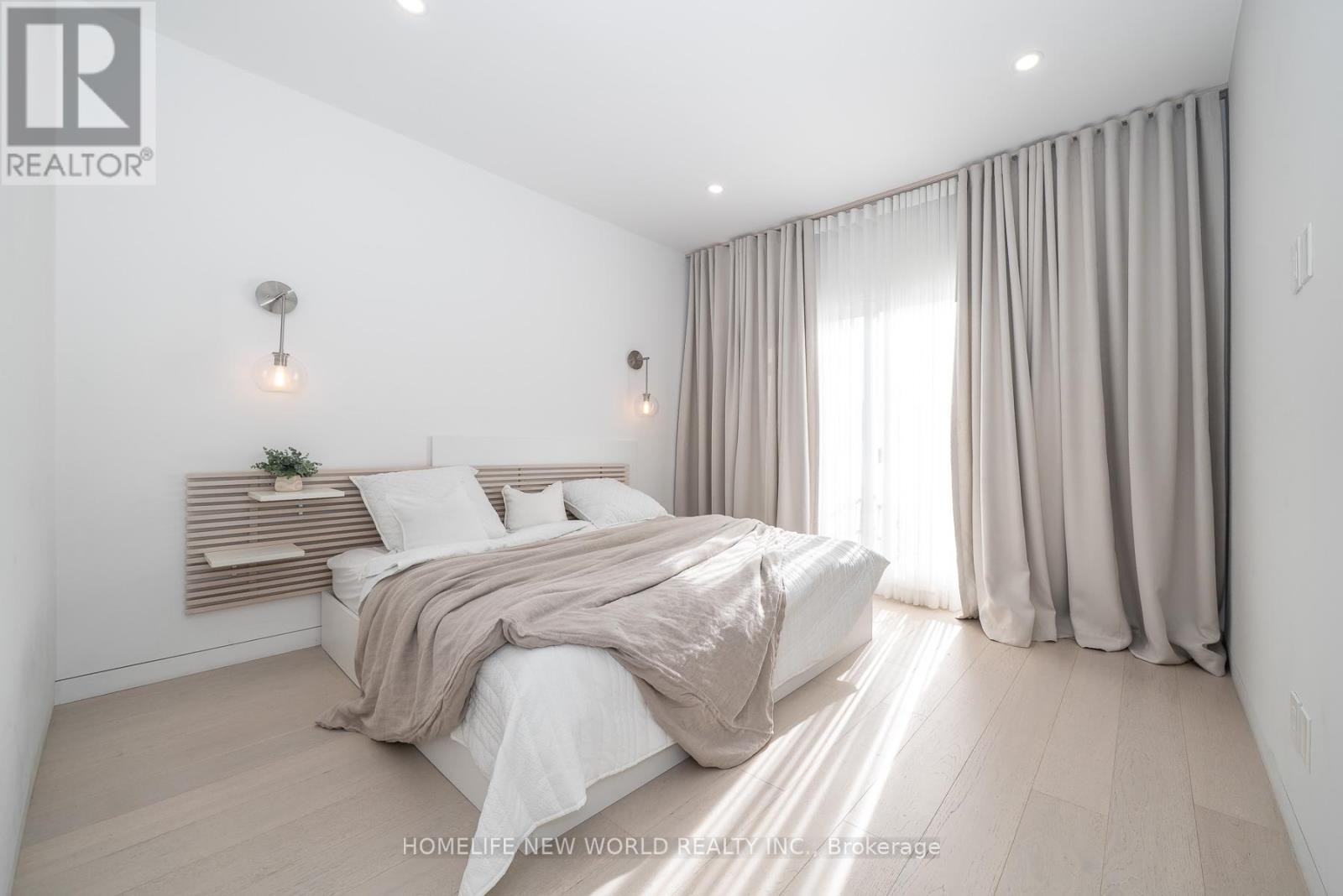 30 CARLING AVENUE - 16