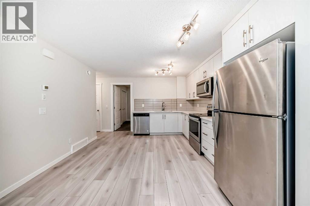 152 Cranbrook Square SE - 12