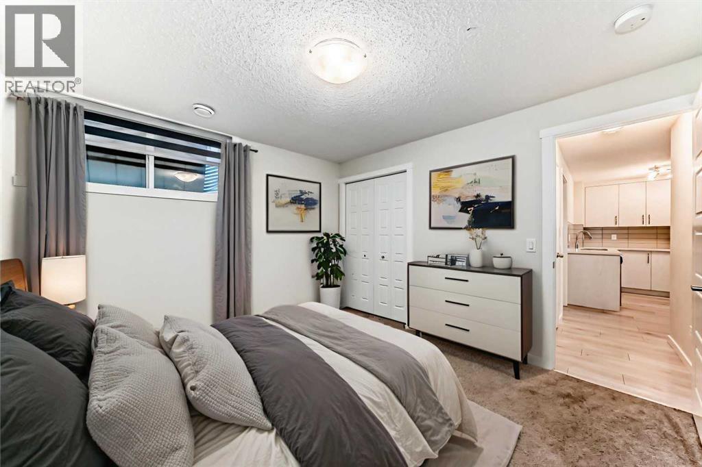 152 Cranbrook Square SE - 23