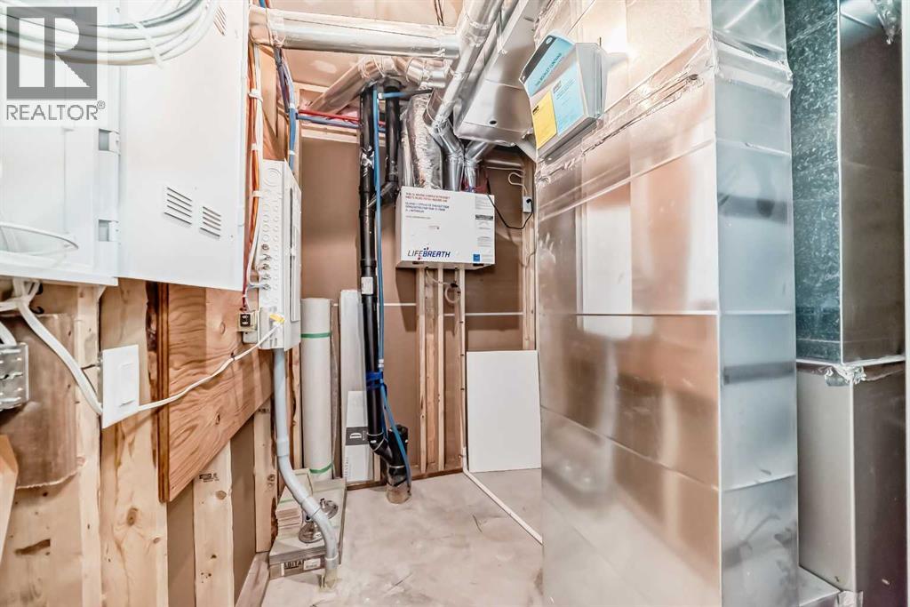 
          152 Cranbrook Square Southeast
            <br/>
            <span>Calgary</span>
            , 
            <span>AB</span>
             <span>T3M3E3</span>
         - Photo 36