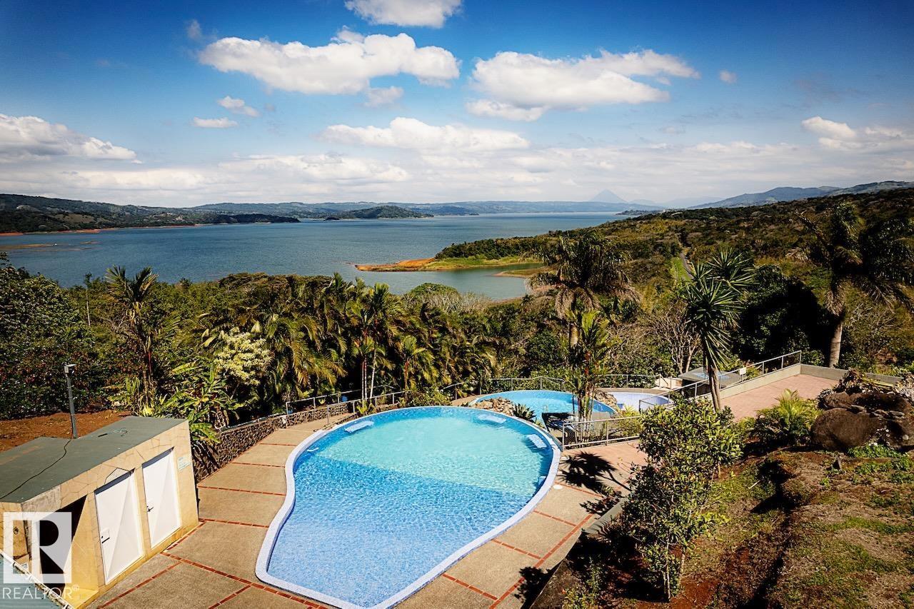 12-2-1-4 Lake Arenal Condominums - 14