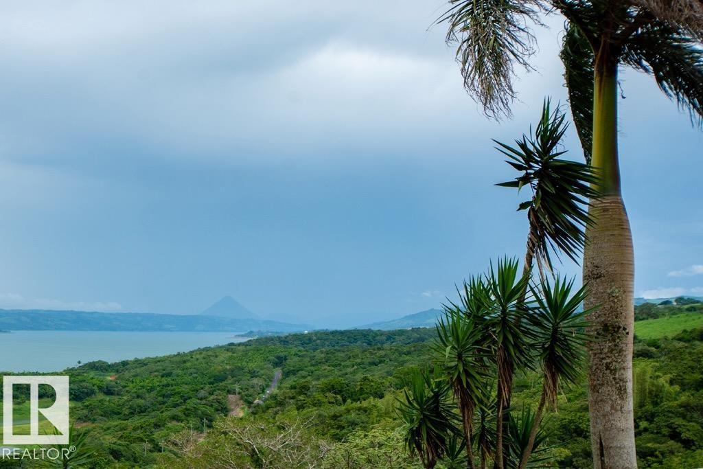 12-2-1-4 Lake Arenal Condominums - 29