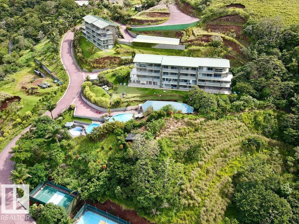 12-2-1-4 Lake Arenal Condominums - 4