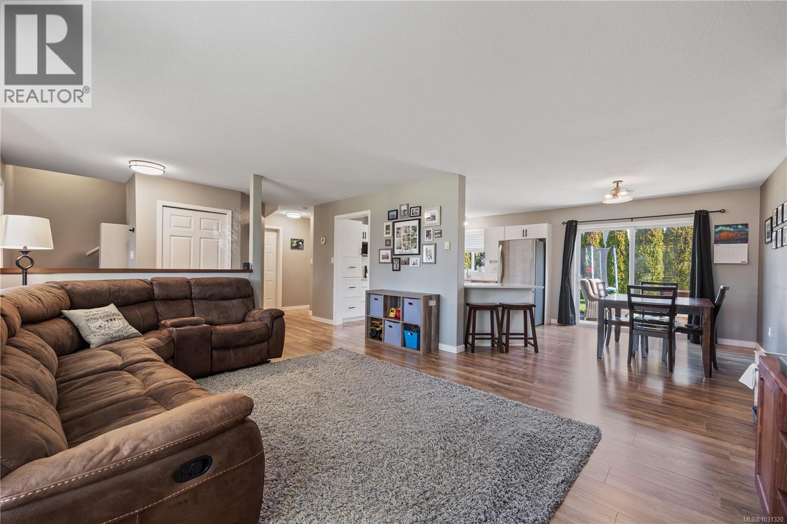 2844 ELDERBERRY CRES - 8