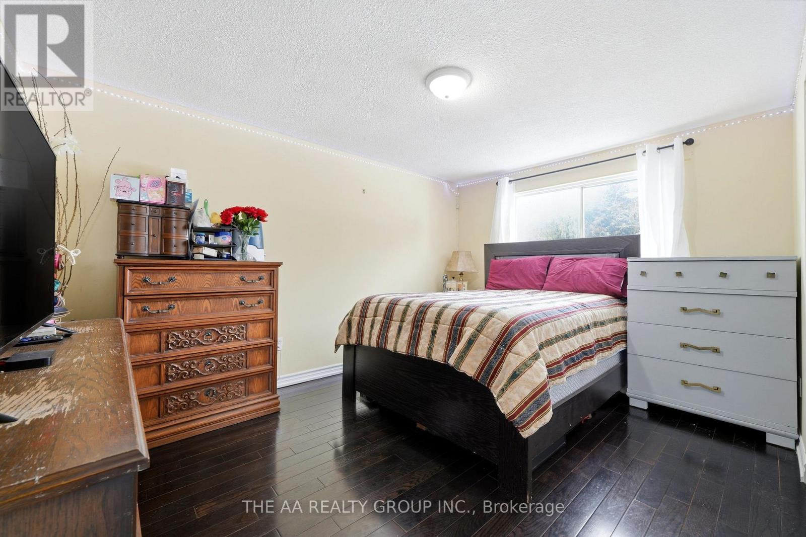 155 BRITANNIA AVENUE - 19