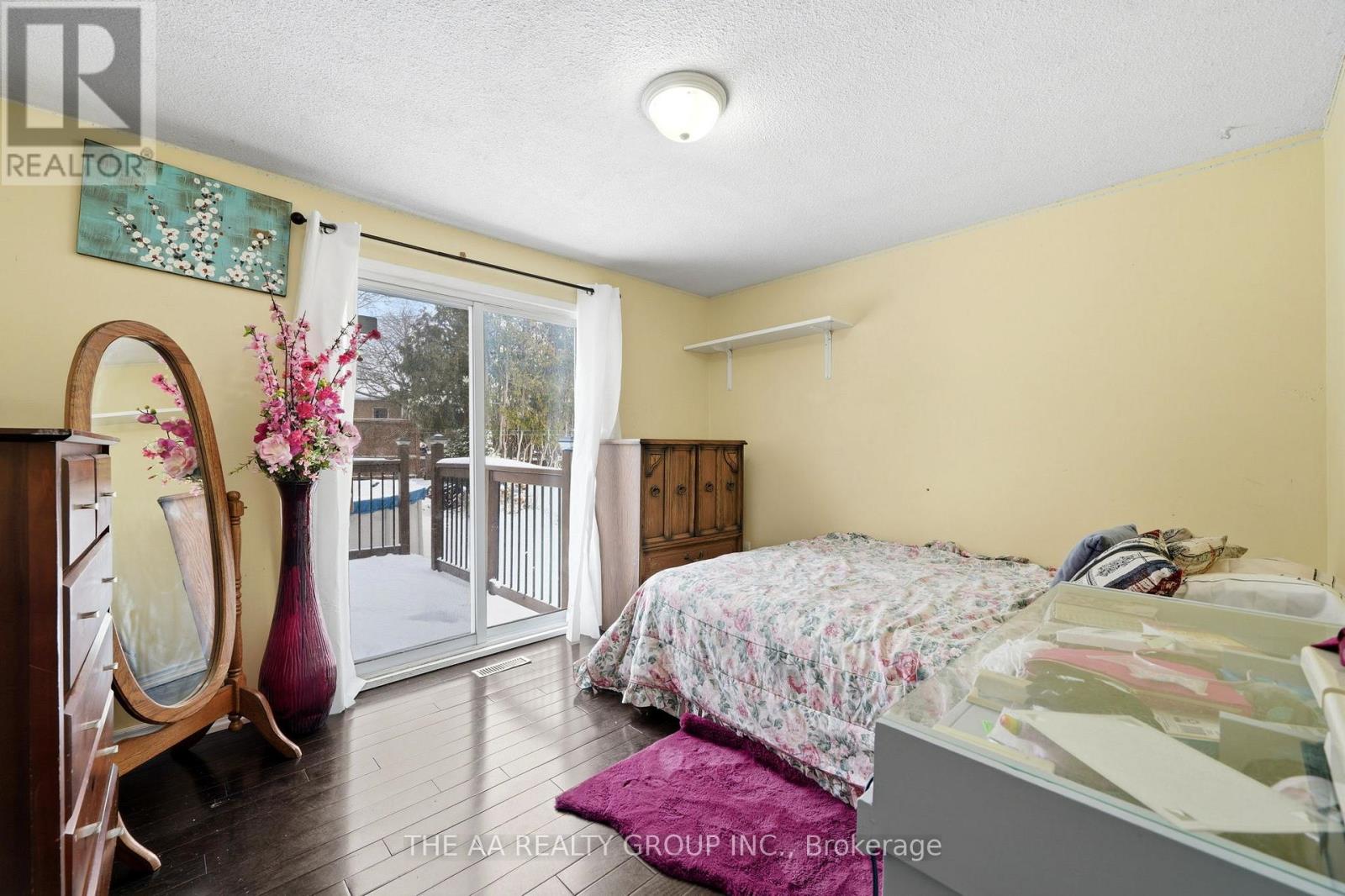 155 BRITANNIA AVENUE - 21
