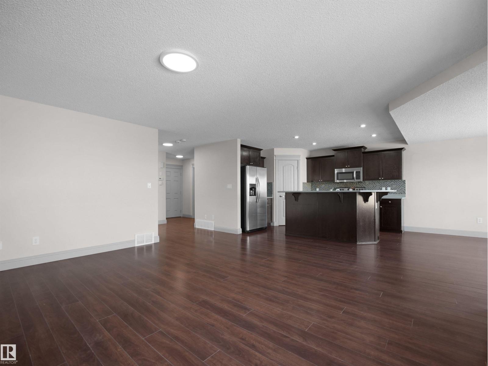 6116 10 AV SW - 20