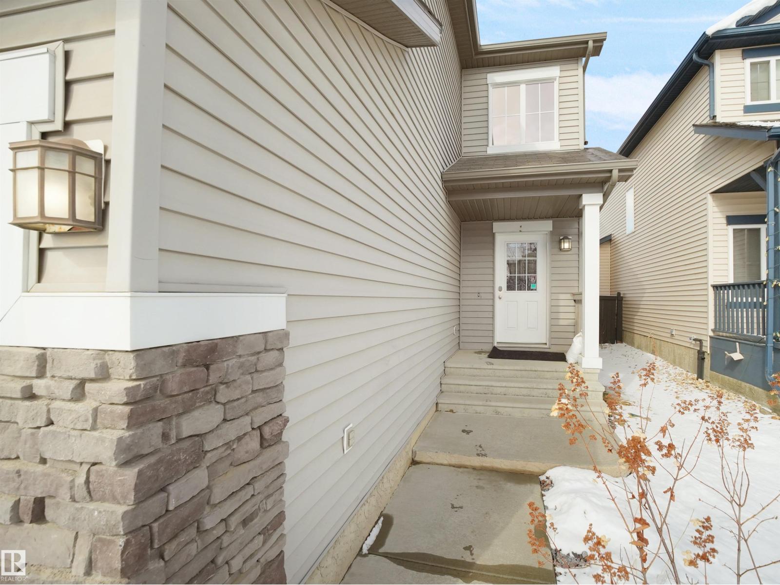 6116 10 AV SW - 8