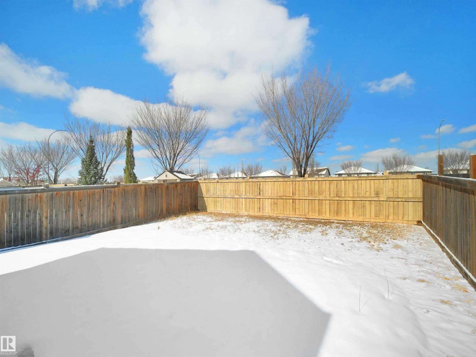 6116 10 AV SW - 43