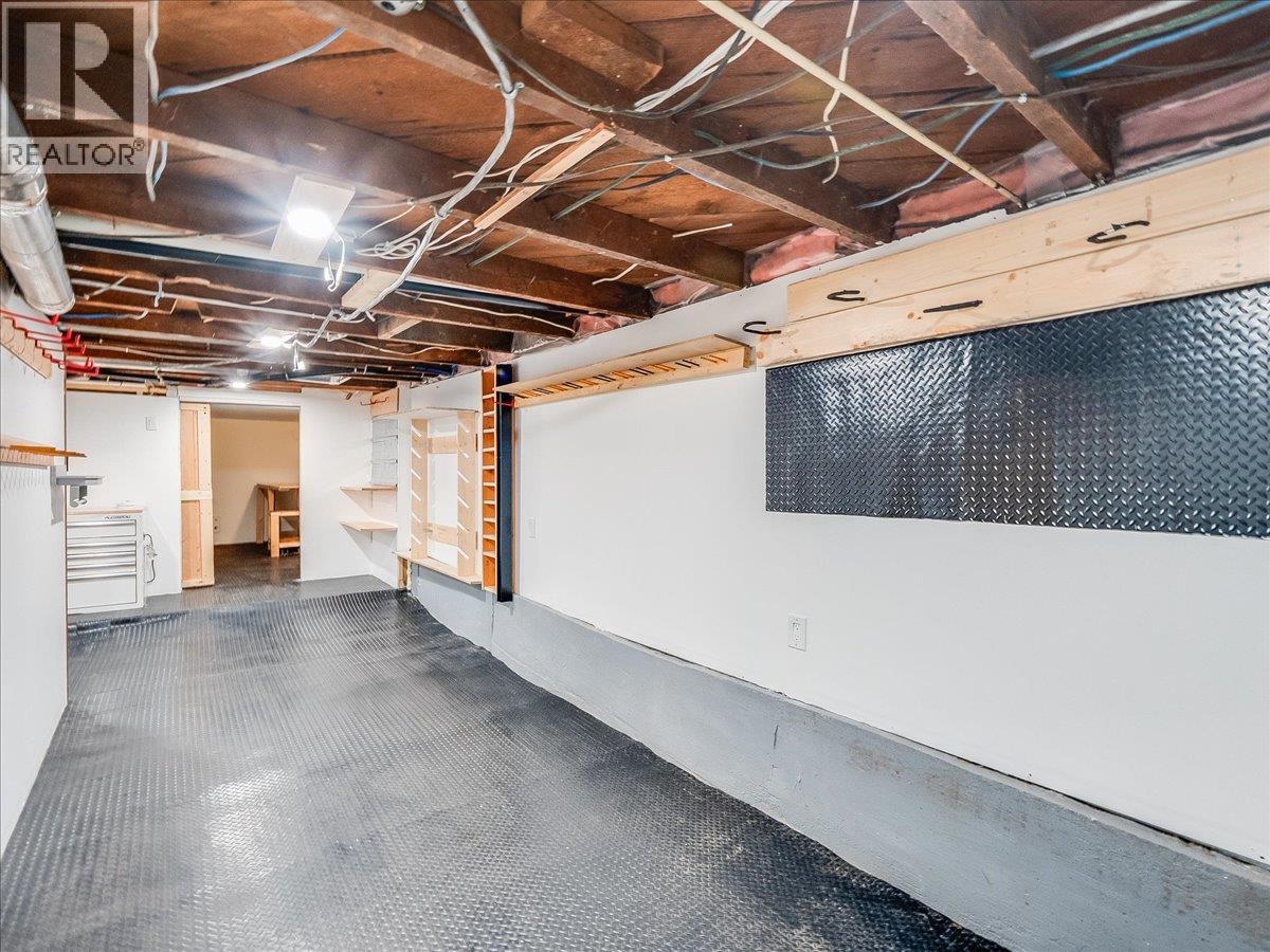 2043 PARK STREET - 27