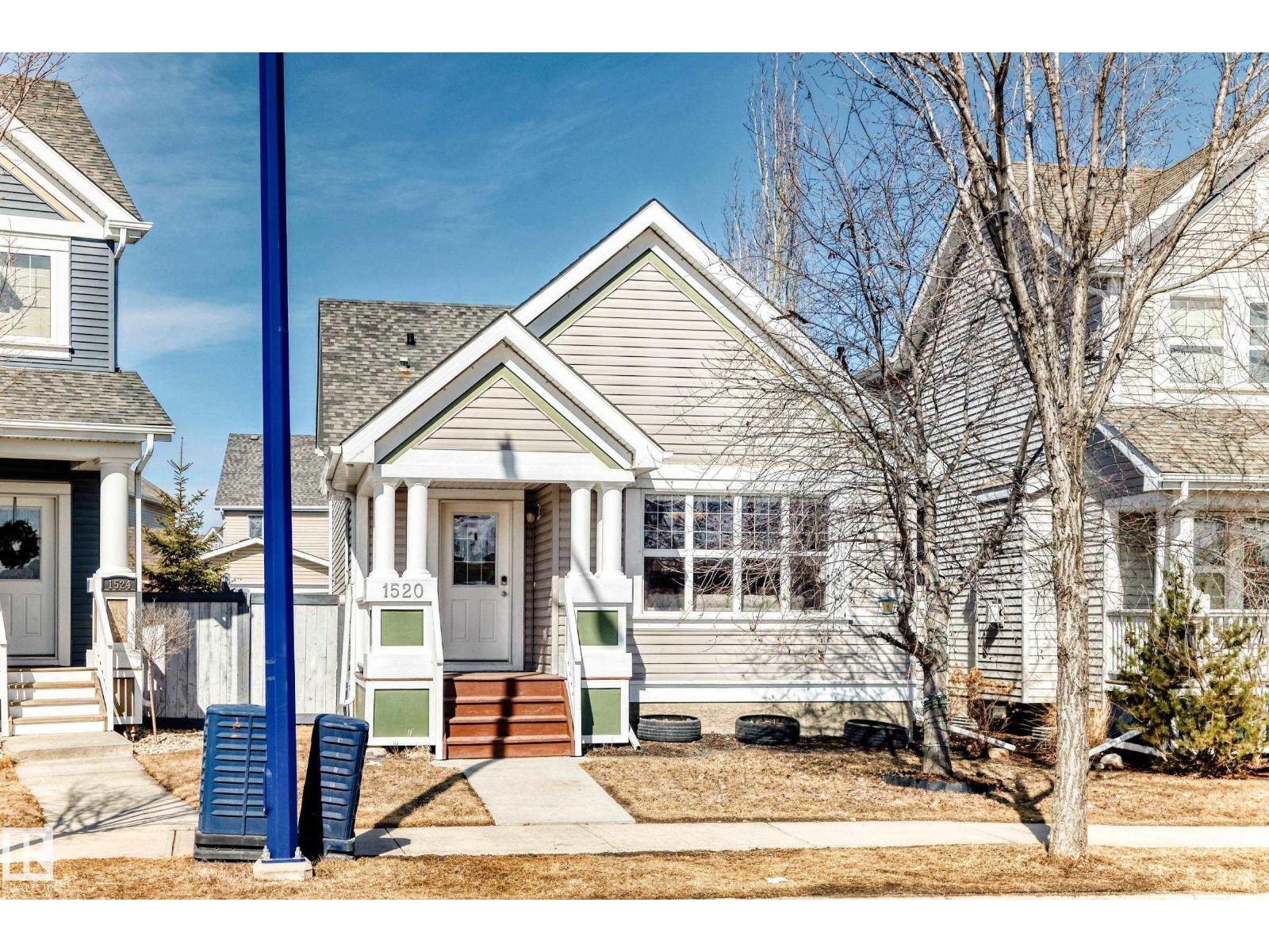 1520 70 ST SW, Edmonton