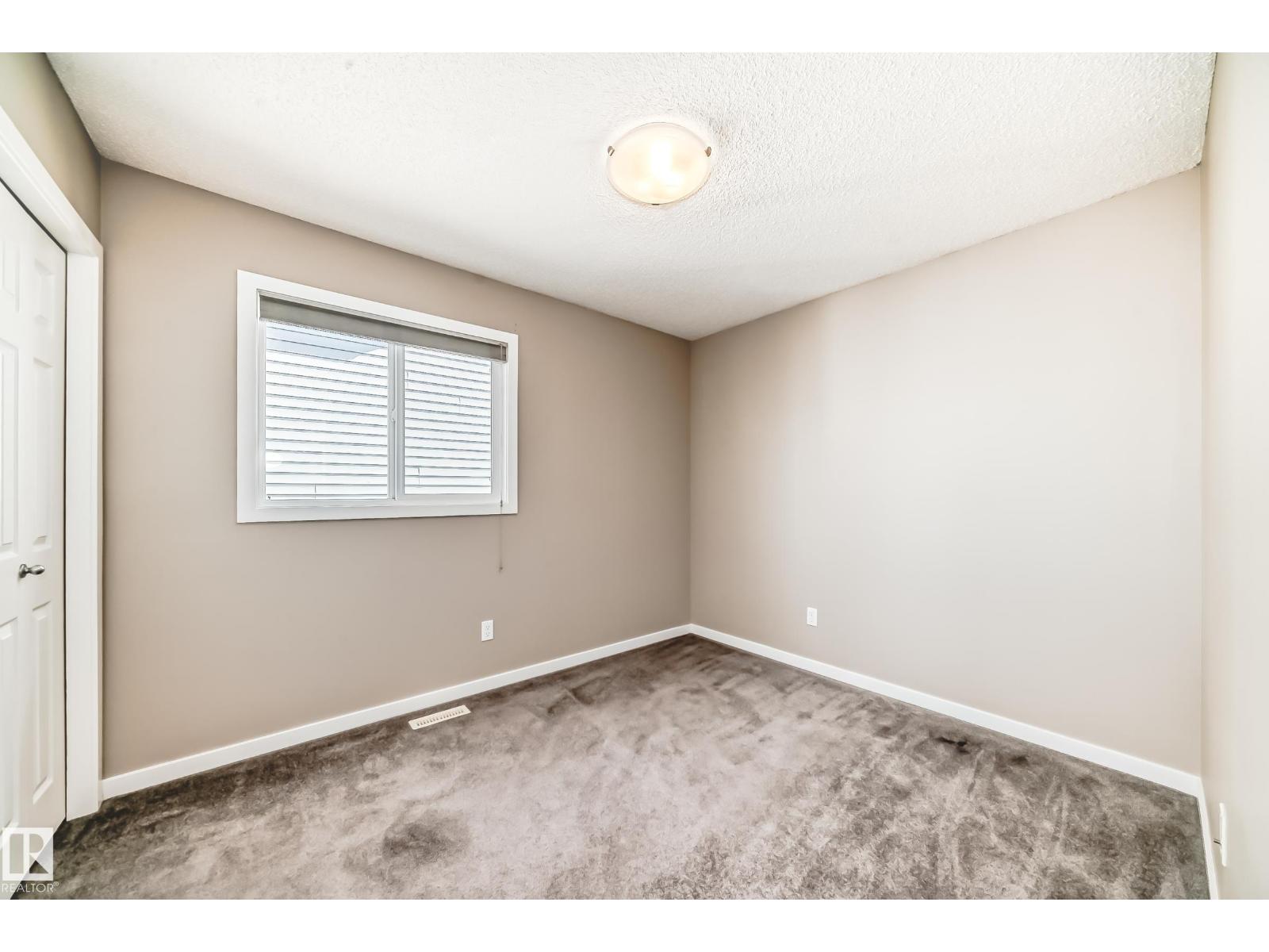 1520 70 ST SW, Edmonton