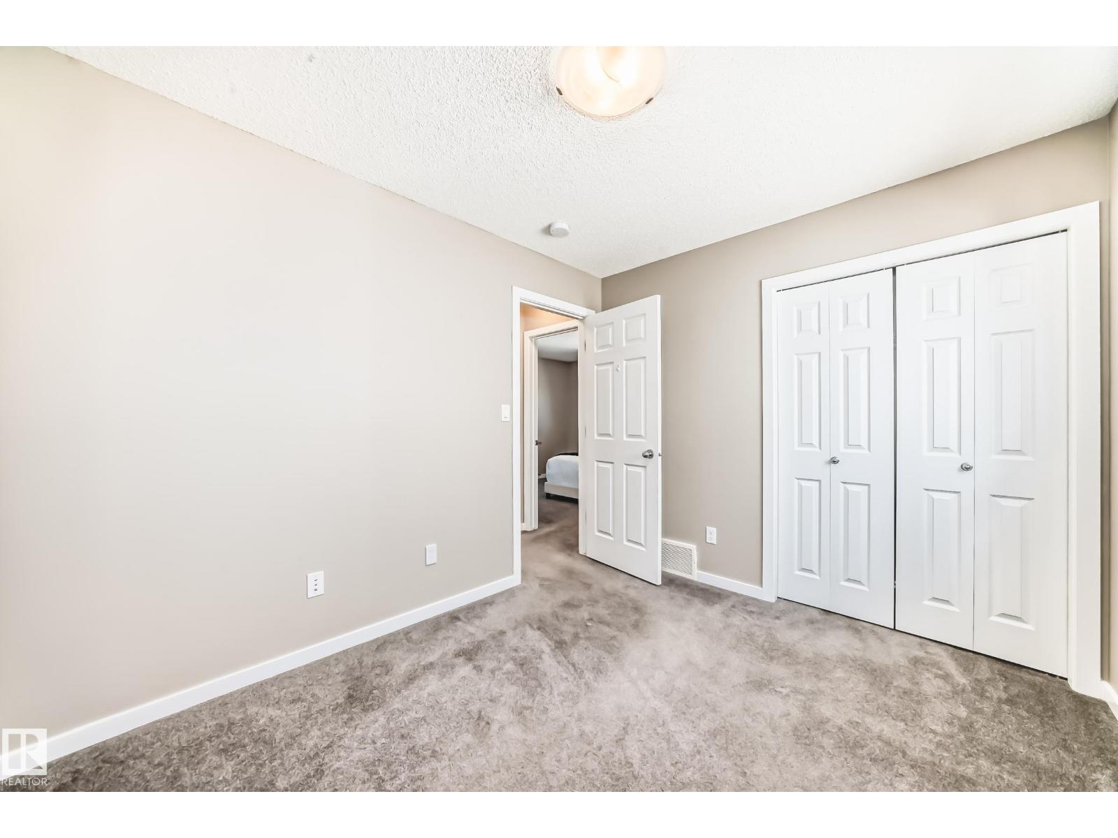 1520 70 ST SW, Edmonton