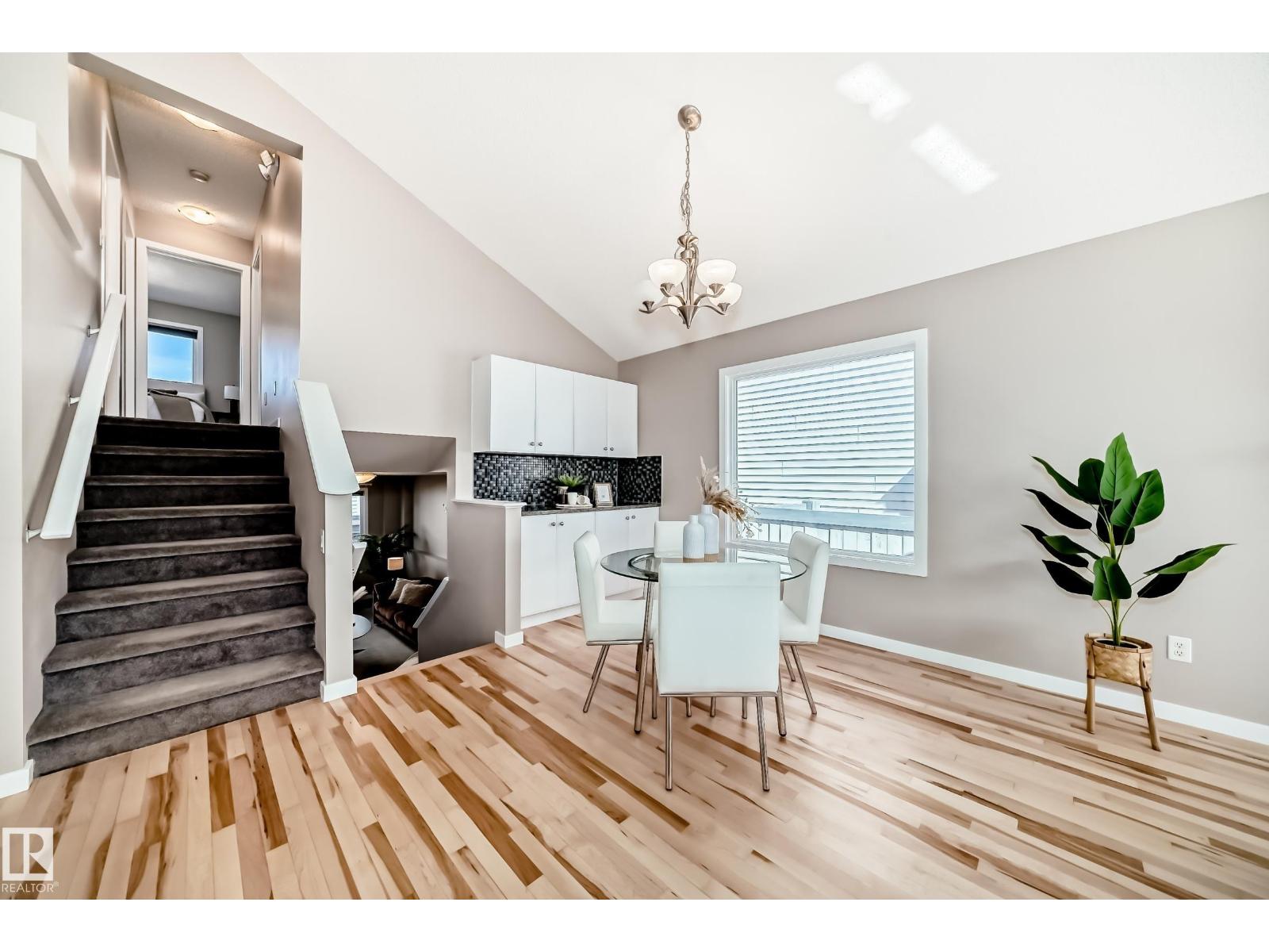 1520 70 ST SW, Edmonton