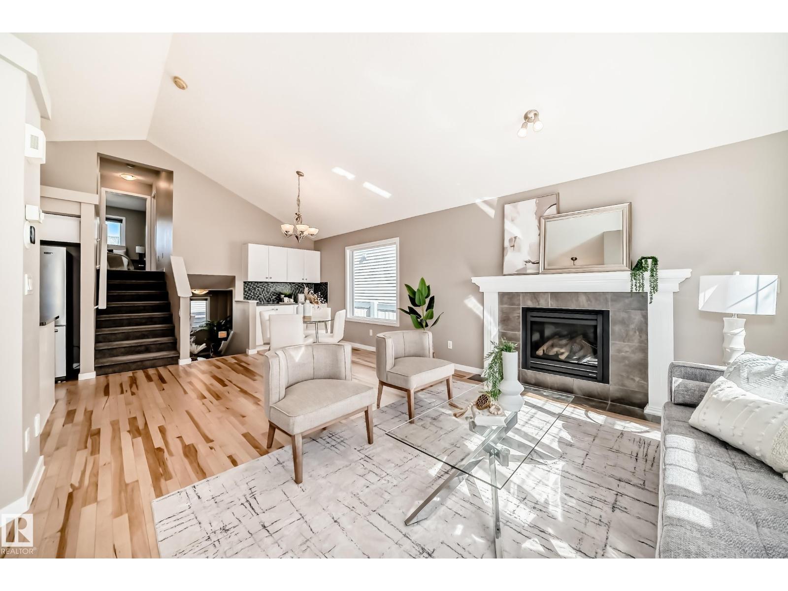 1520 70 ST SW, Edmonton