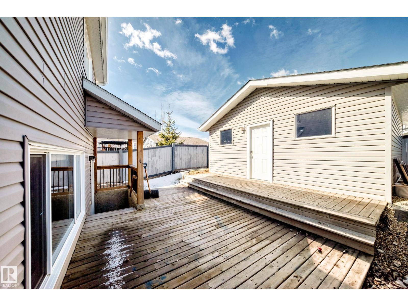 1520 70 ST SW, Edmonton