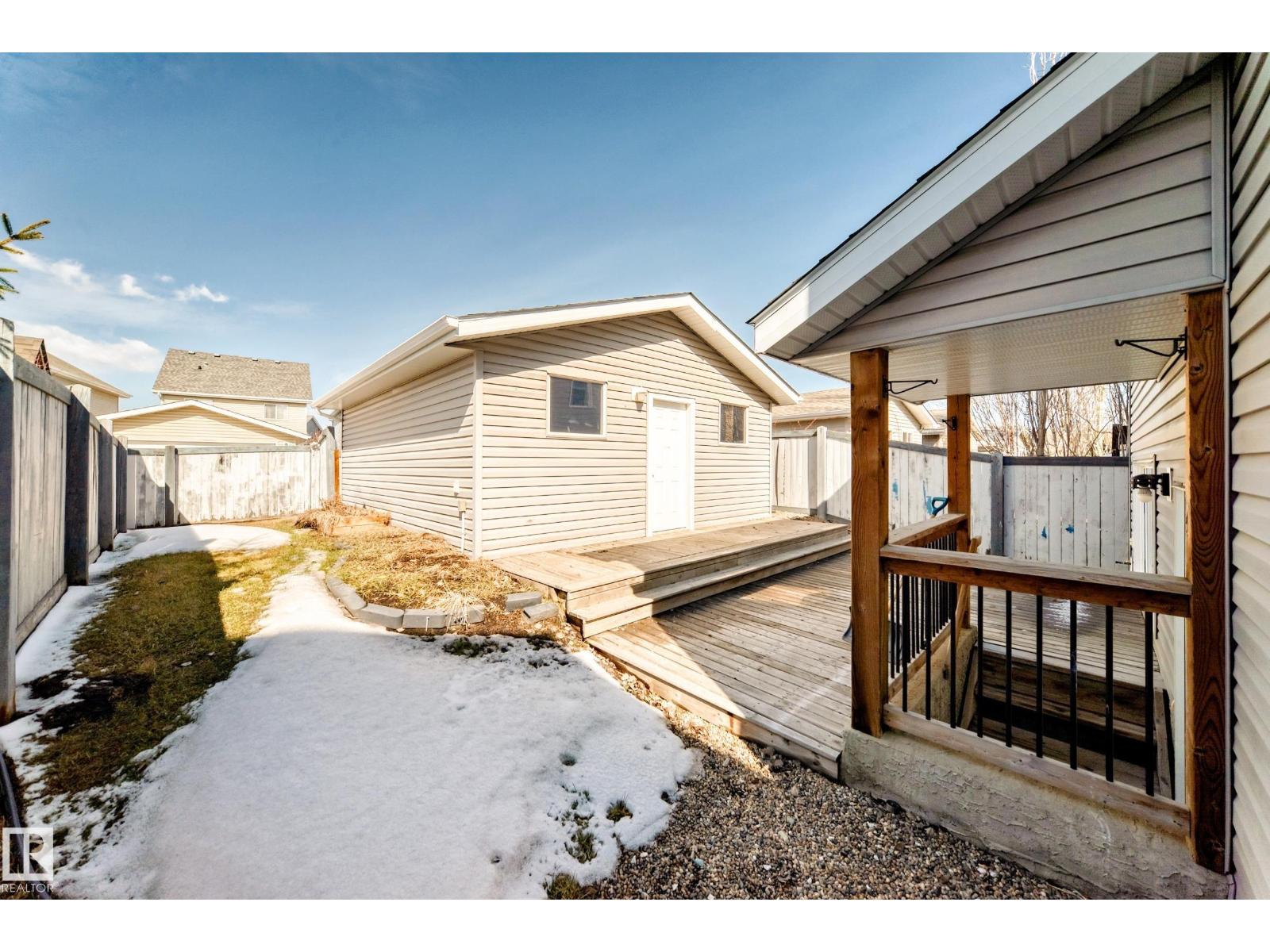 1520 70 ST SW, Edmonton