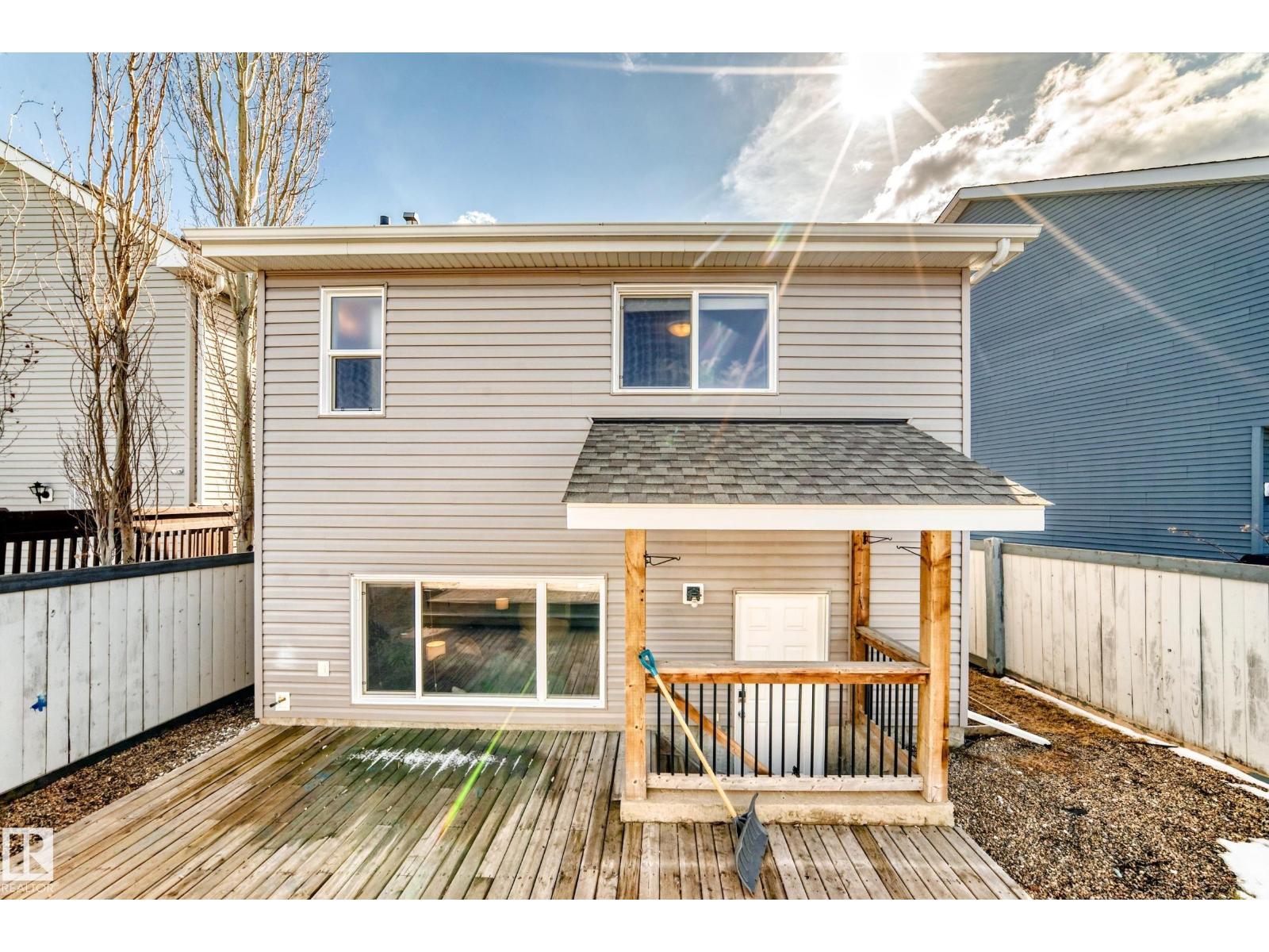 1520 70 ST SW, Edmonton