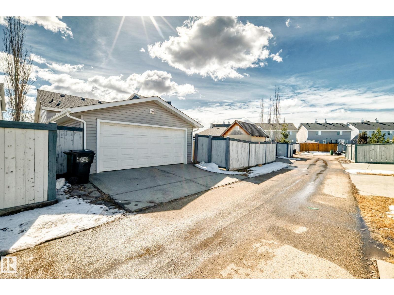 1520 70 ST SW, Edmonton