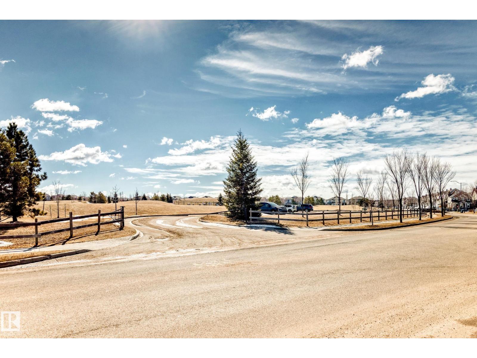 1520 70 ST SW, Edmonton