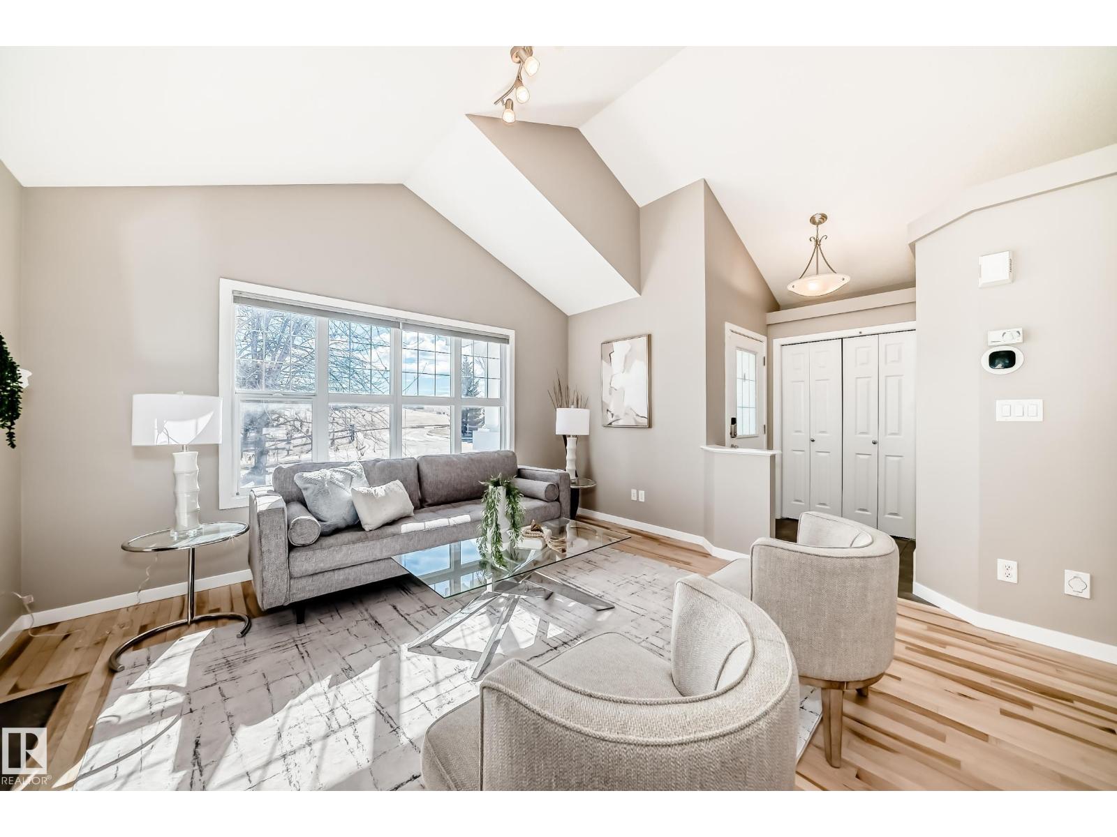 1520 70 ST SW, Edmonton