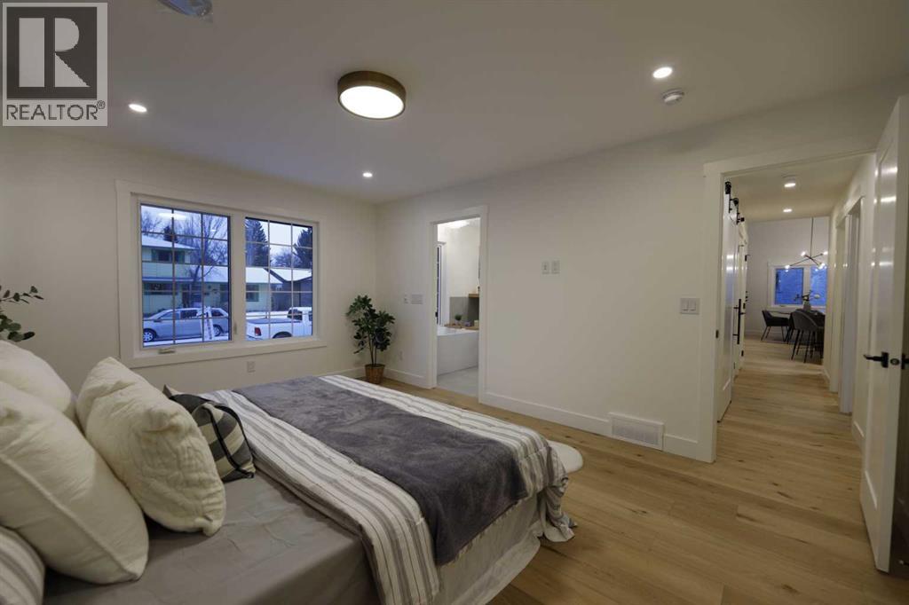 Single Family House Bungalow for Sale in  Lake Christina Way SE Lake Bonavista Calgary 