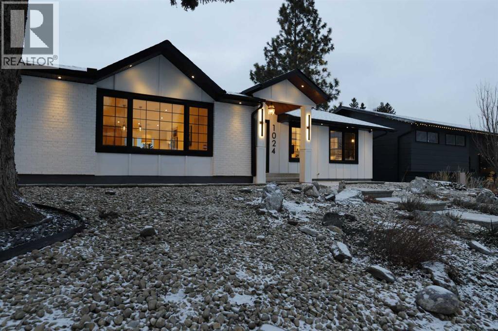 Single Family House Bungalow for Sale in  Lake Christina Way SE Lake Bonavista Calgary 