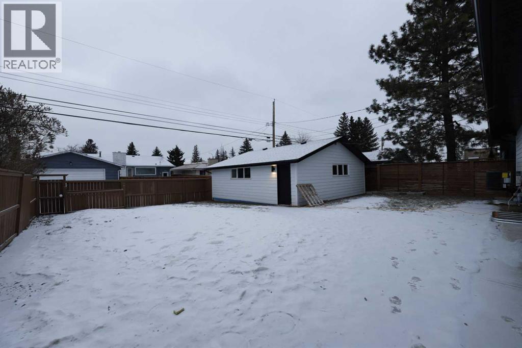 Single Family House Bungalow for Sale in  Lake Christina Way SE Lake Bonavista Calgary 