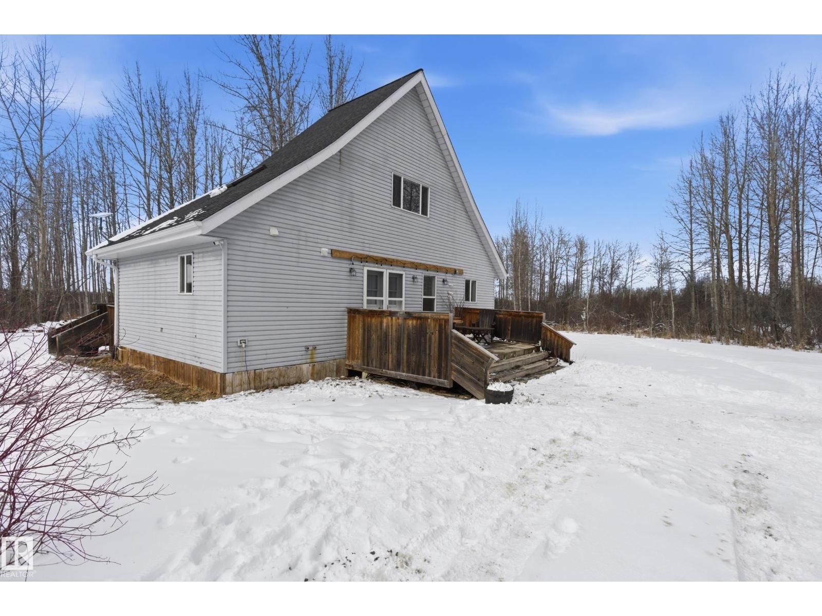 #112 +114 4418 HWY 633 - 5