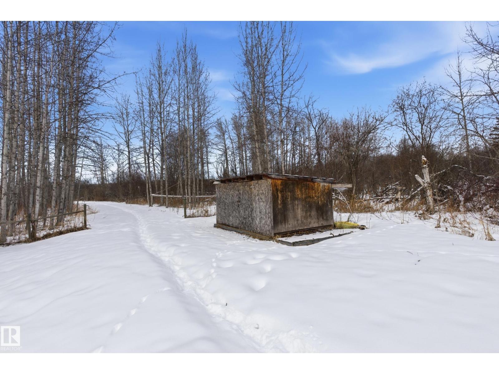 #112 +114 4418 HWY 633 - 57
