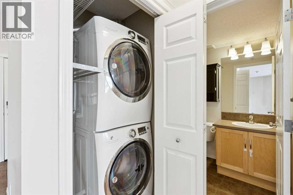 Single Family House for Sale in   Country Village Park NE Country Hills Village Calgary 