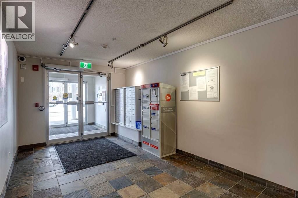 Single Family House for Sale in   Country Village Park NE Country Hills Village Calgary 