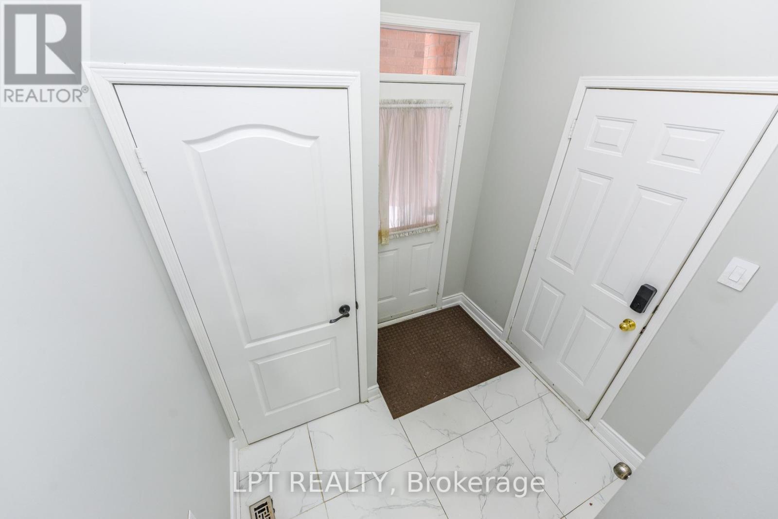 7 CHAPPARAL DRIVE - 33