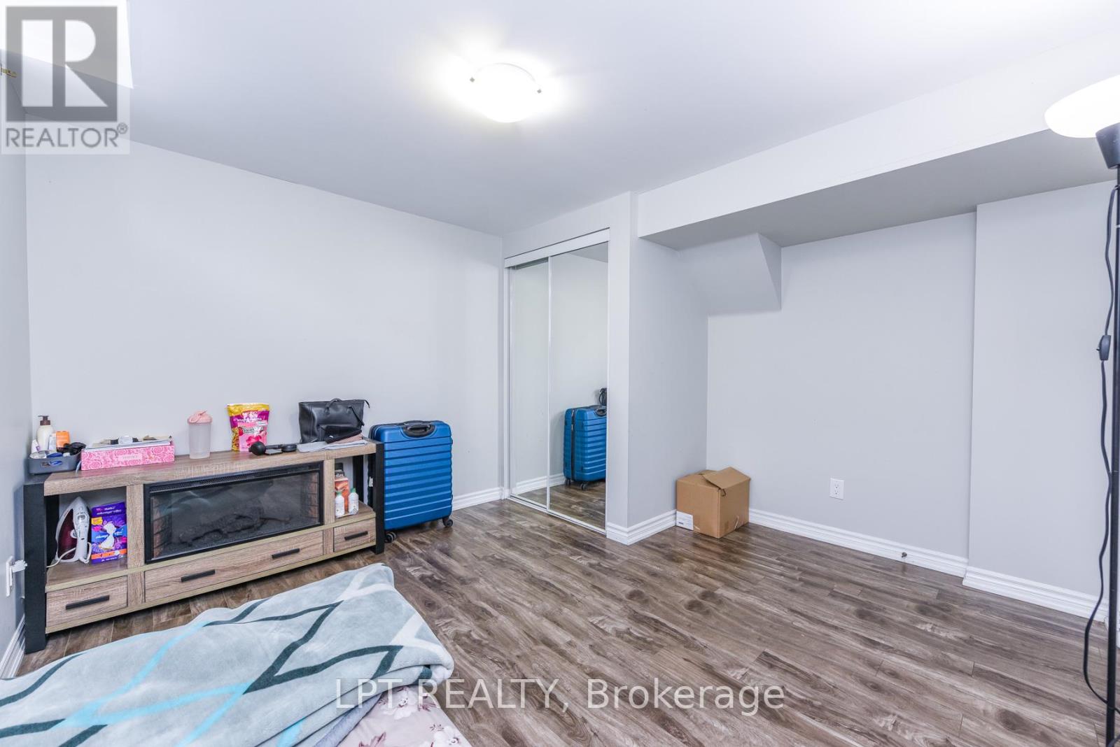 7 CHAPPARAL DRIVE - 40