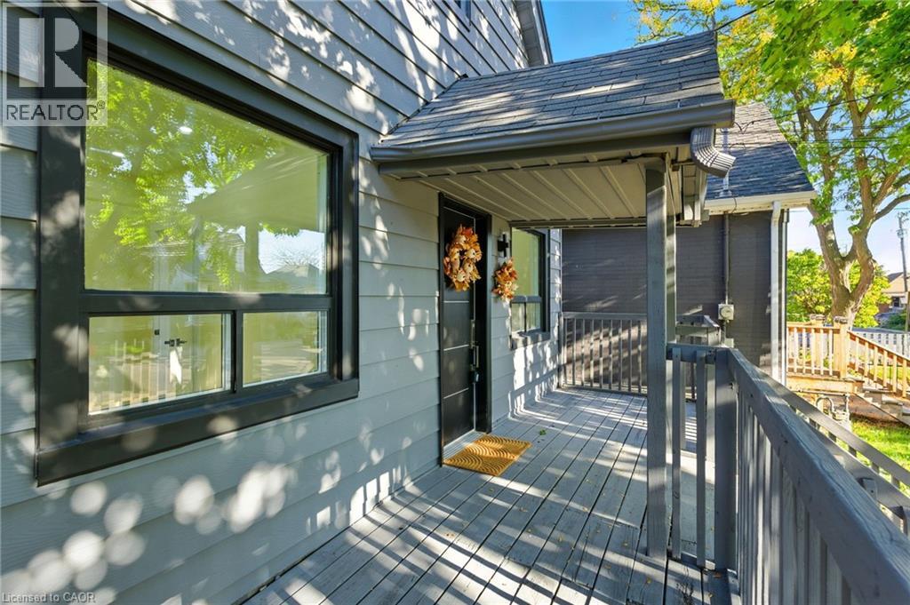 9 ALICE Street, Hamilton, Ontario L8H4R5