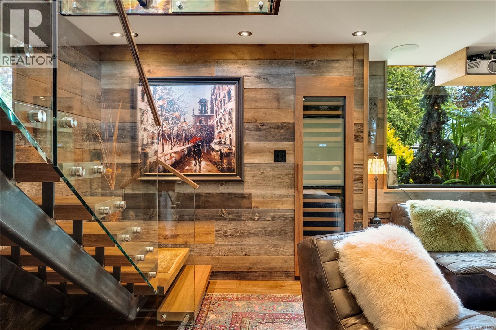 626 MONTEREY AVE - 46