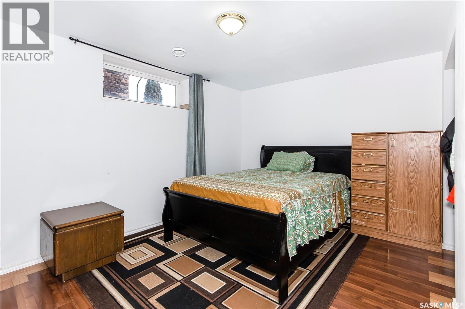 515 COAD CRESCENT - 32