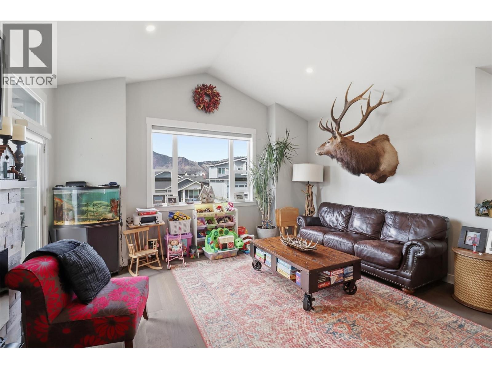 1580 EMERALD DRIVE - 15